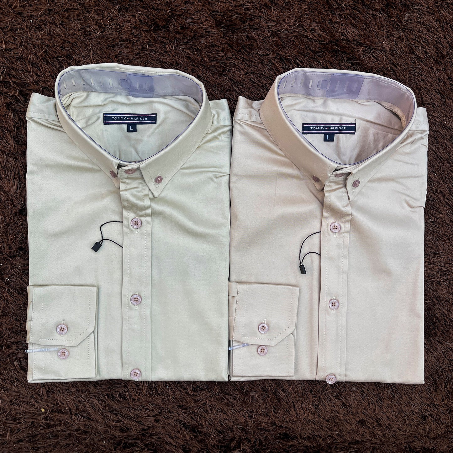 Men’s beige smart fit cotton shirt by Tommy H.