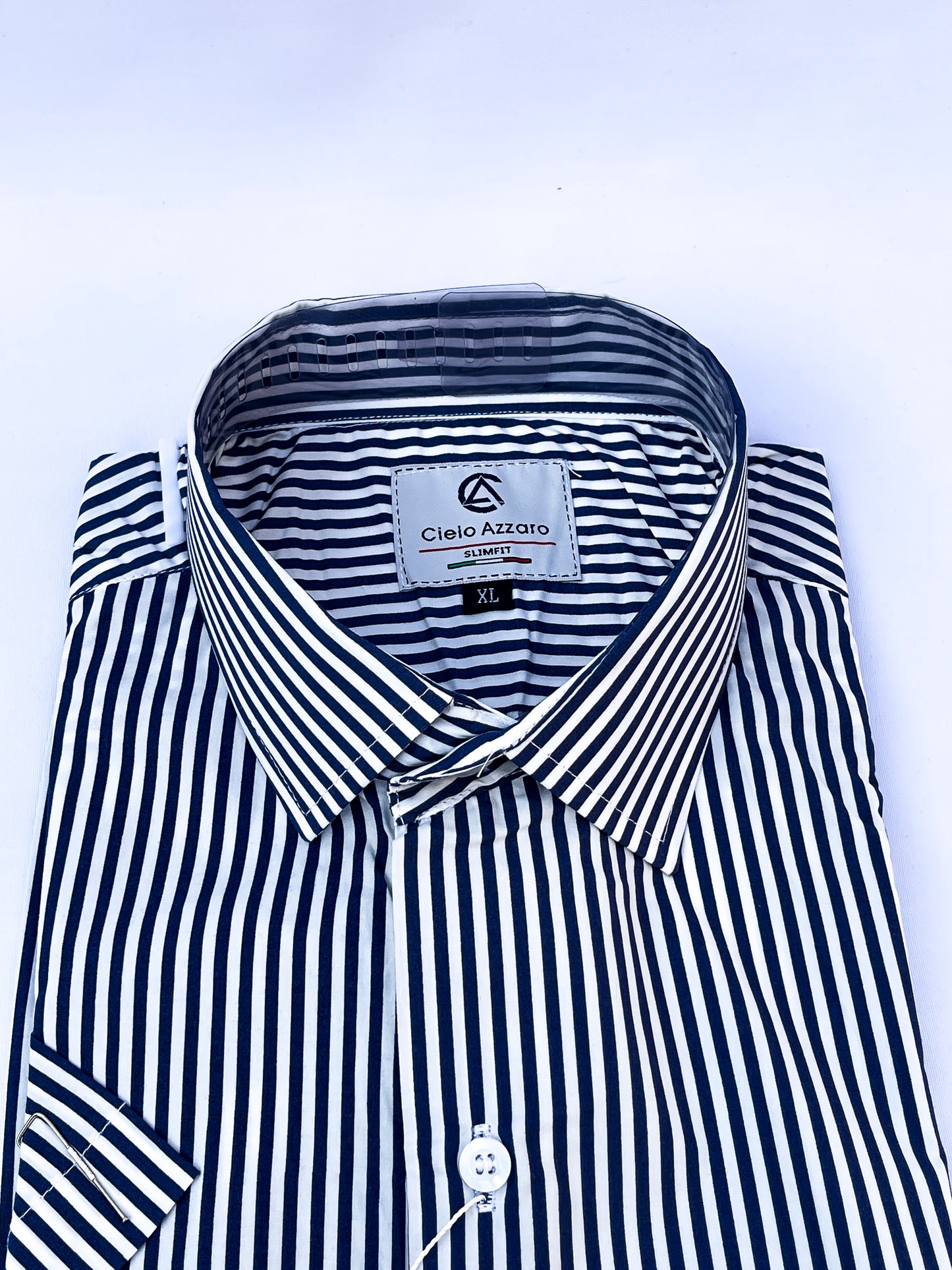 Men's short sleeved shirt (A25) by C. Azzaro